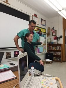 student introduces her heart doctor dad to her classmates