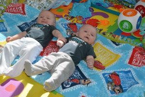 twins Lucas and Gabriel